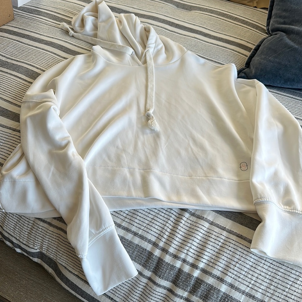 White hoodie